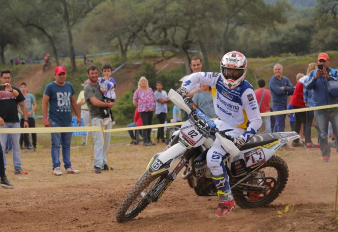 edeb81c690bda3cc73170231a2bb57b0