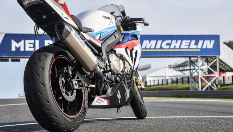 MICHELIN Power RS e1505908803412