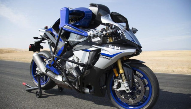 yamaha motobot ver2 adios al motorista hd 83715 e1509643285593