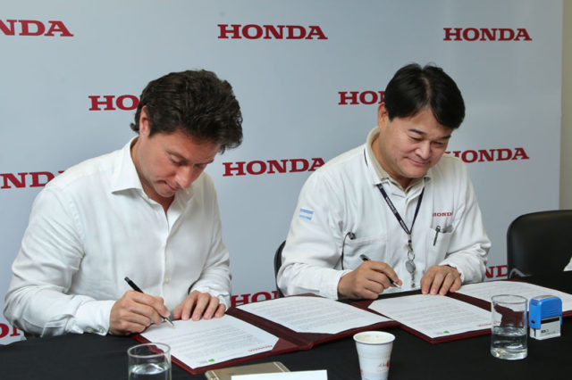 Honda Firma Convenio Formadores