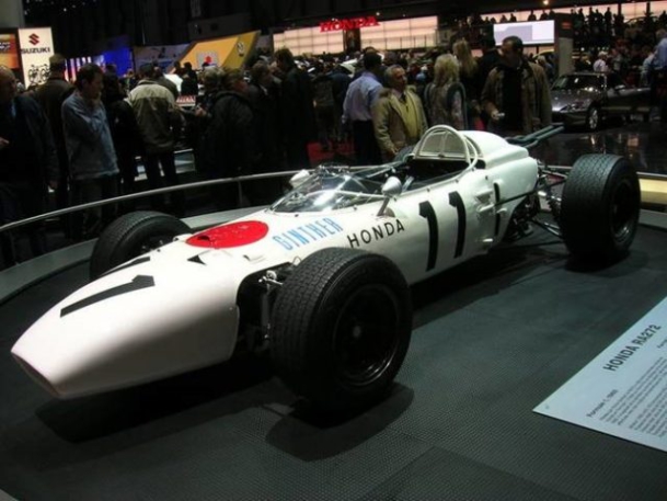 Honda RA272 640x480