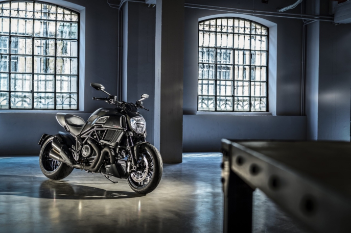 11 diavel carbon uc29624 mid scaled 1