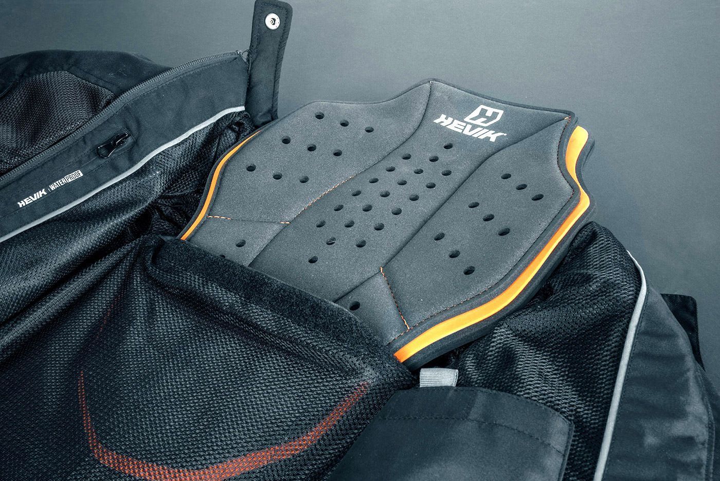 paraschiena hevik h full back armor 01