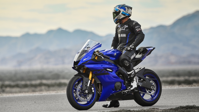 2018 yamaha yzf600r6 eu yamaha blue static 001 03