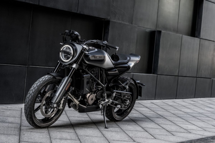 husqvarna svartpilen 701 3