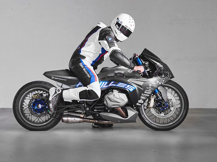 bmw race bike r1250rs