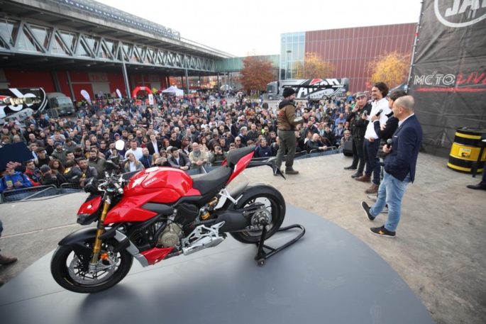 ducati streetfighter v4 la mas bella del eicma