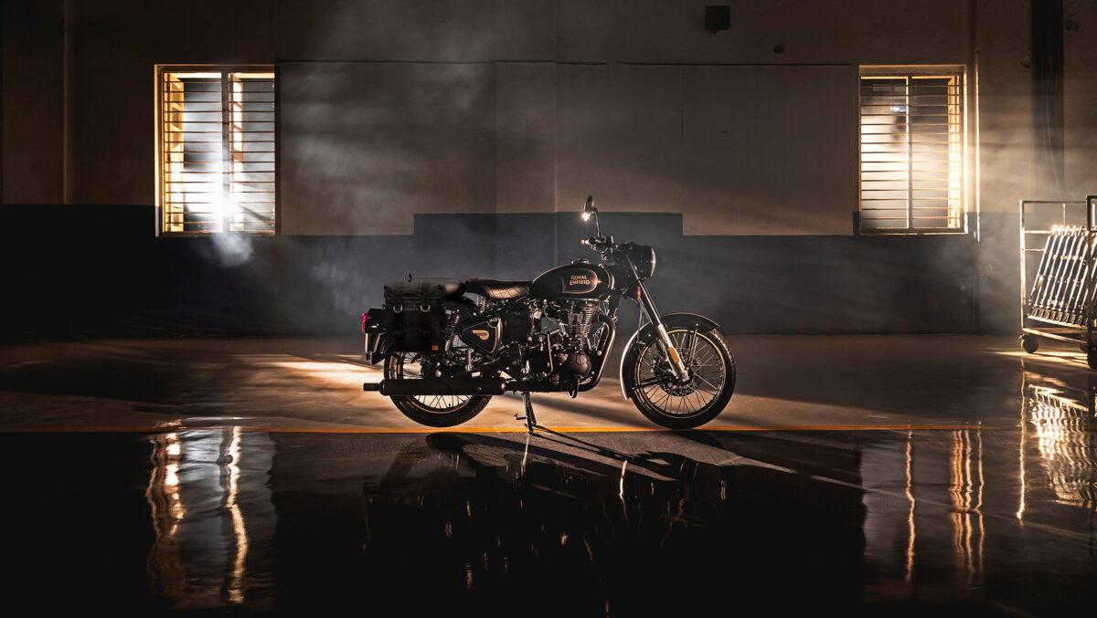 Royal Enfield Classic 500 Tribute Black