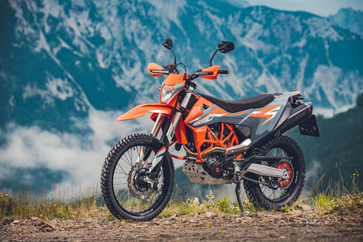 KTM 690 ENDURO R y KTM 690 SMC R lo nuevo de la firma naranja