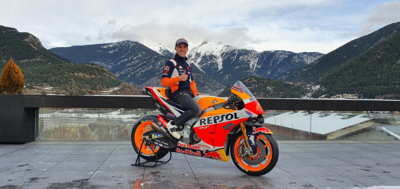 Pol Espargaró recibió en su casa la Honda RC213V
