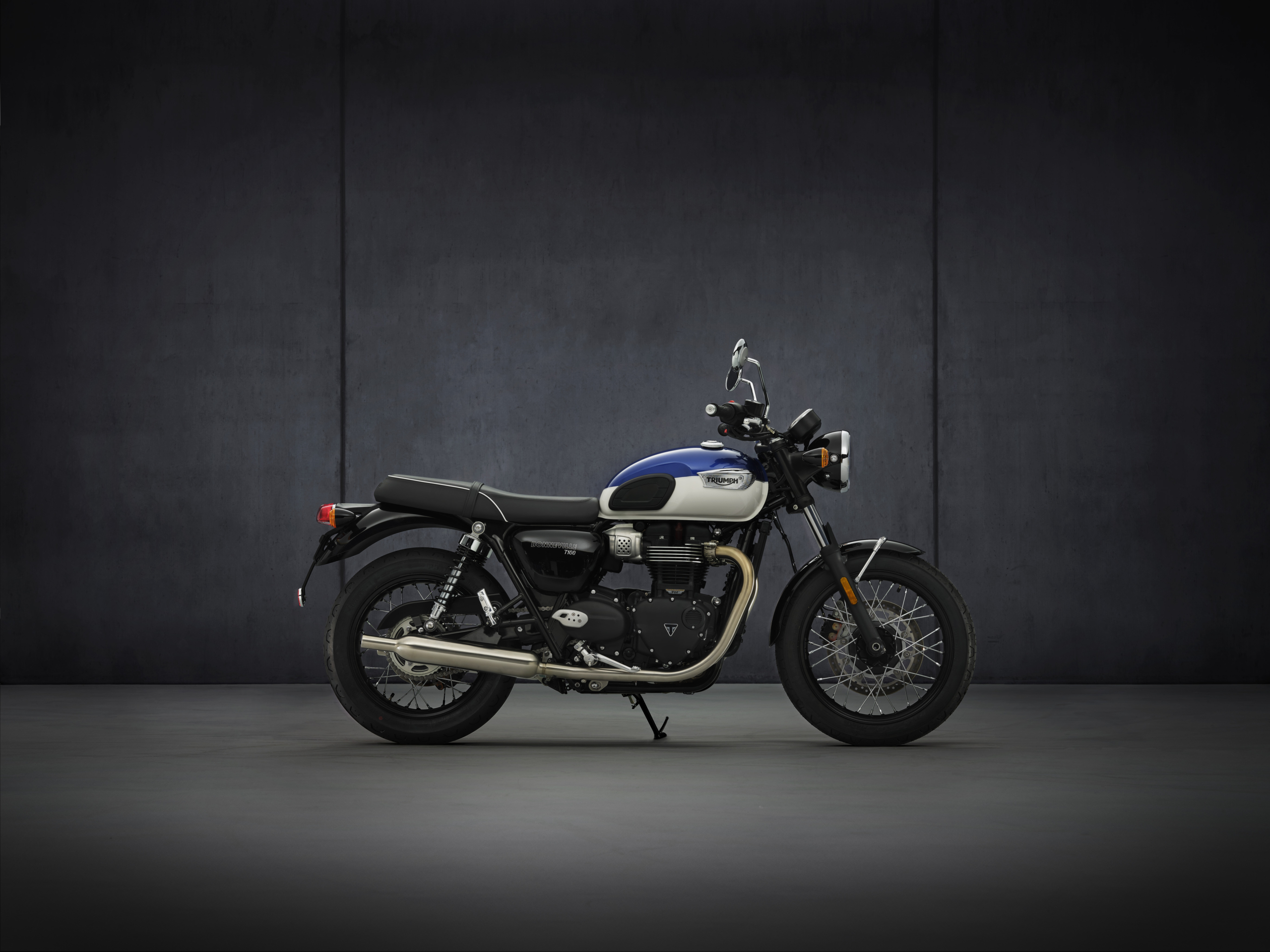 Triumph Bonneville T100 Hero 2021