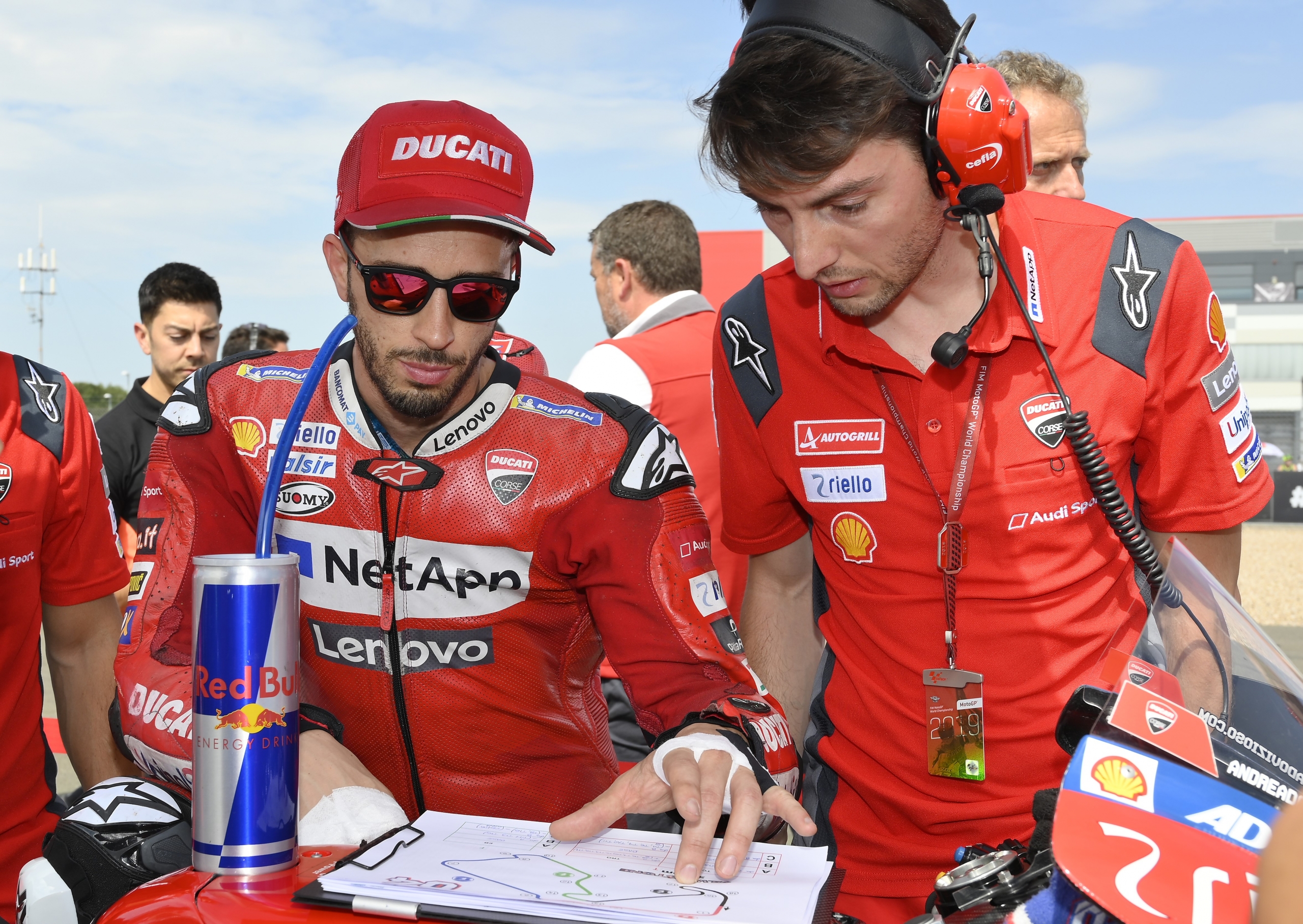 Andrea Dovizioso volverá a subirse a una MotoGP en Jerez