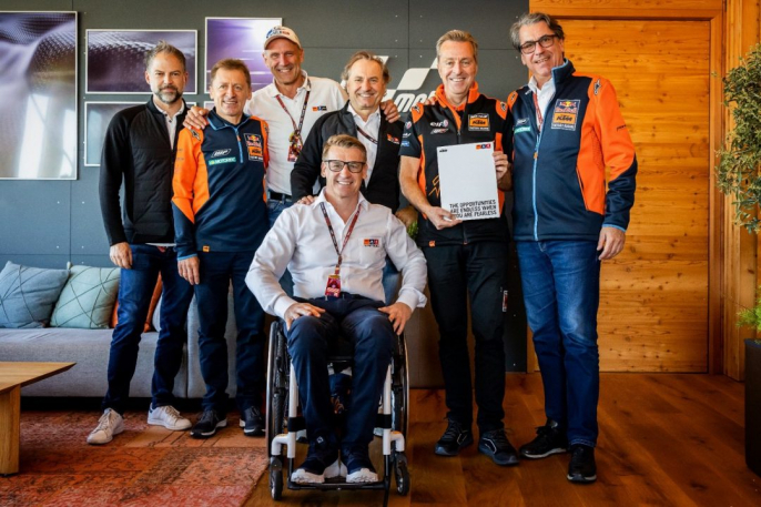 KTM y el Tech 3 seguirán juntos en MotoGP hasta 2026