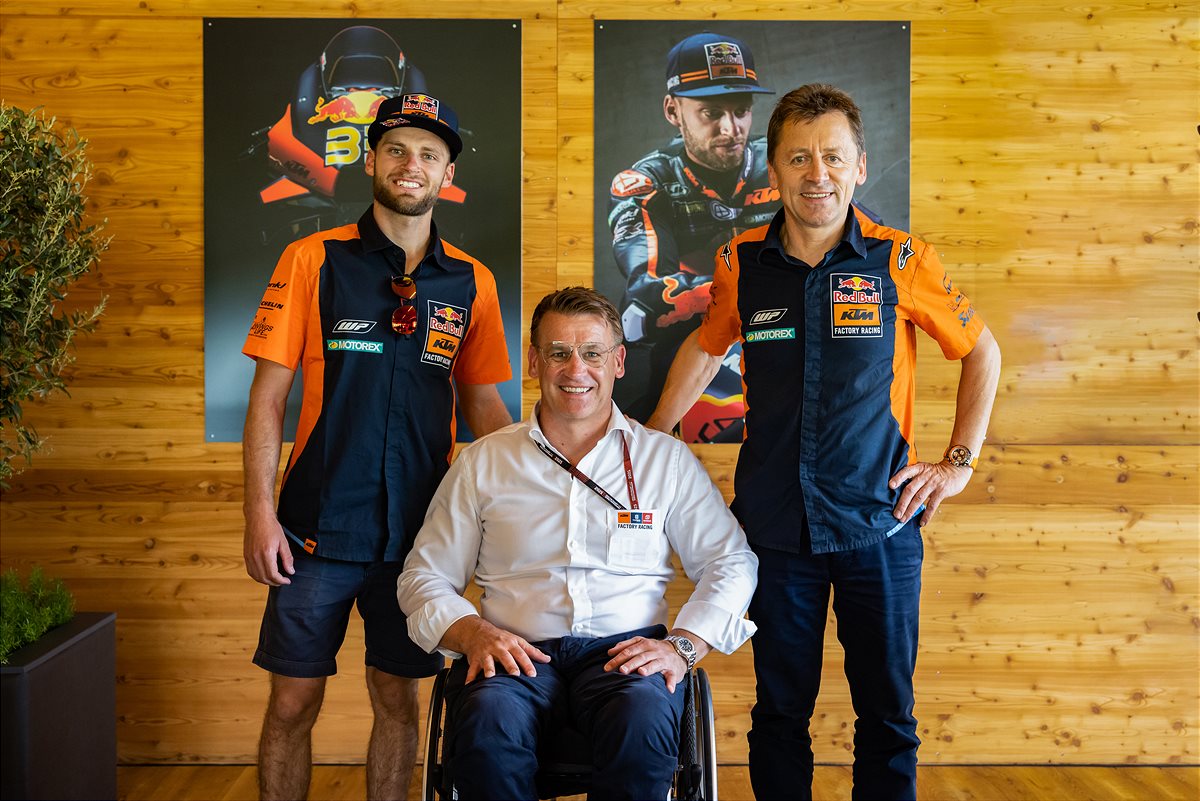 MotoGP: Brad Binder correrá con KTM al menos hasta el 2024