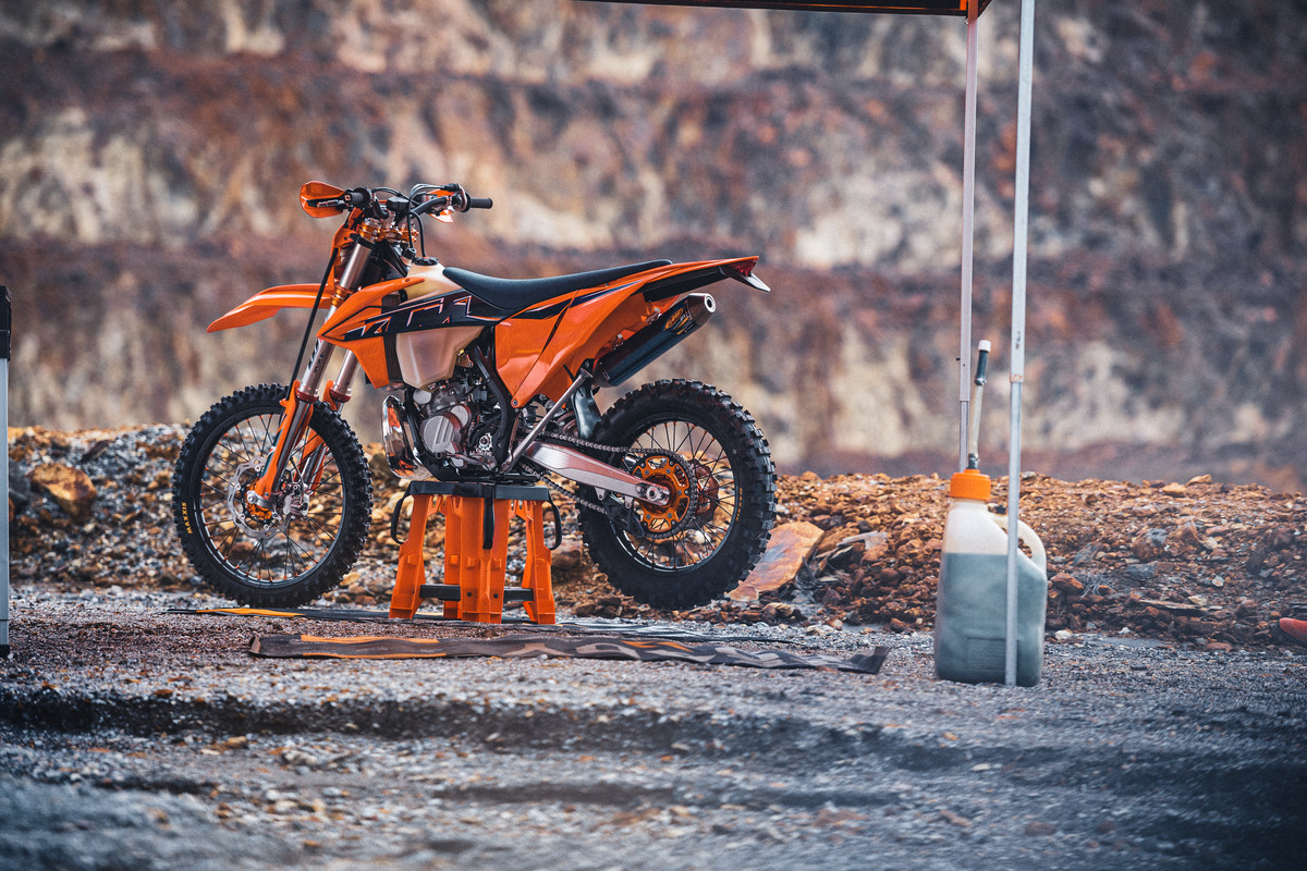 KTM presentó sus nuevas EXC y EXC-F 2022