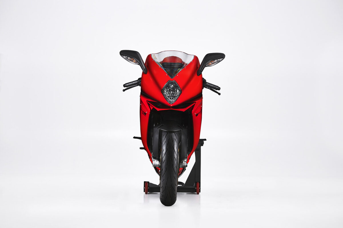Mv Agusta F3 Rosso: nuevo motor y más tecnología