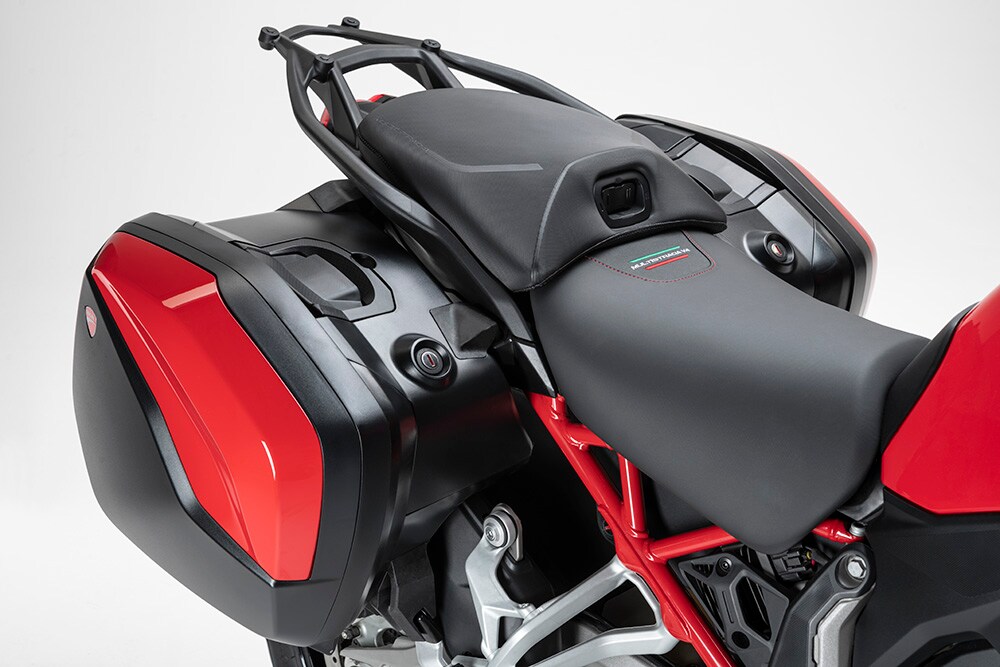 Accesorios Touring de Ducati Performance: hechos para la aventura