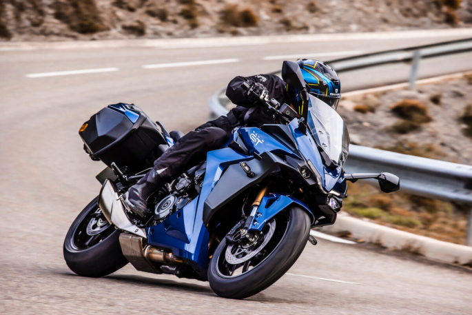 Suzuki GSX-S1000GT: ágil y deportiva lista para las rutas