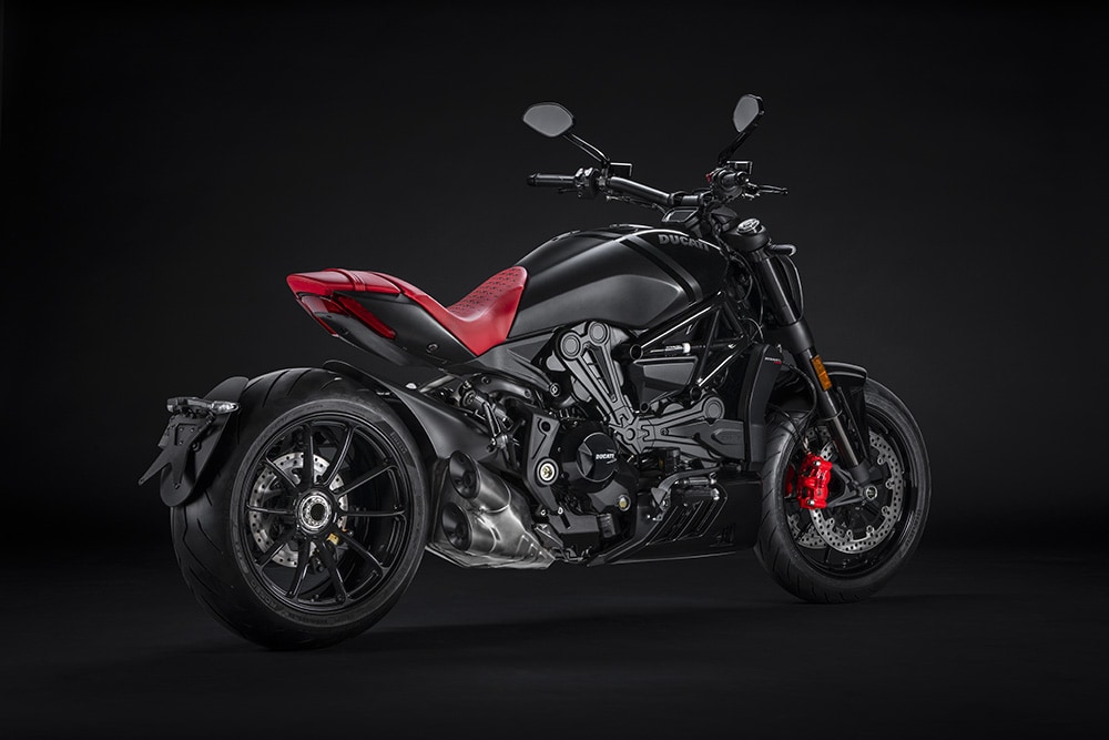 Ducati XDiavel Nera: elegancia italiana sin límites