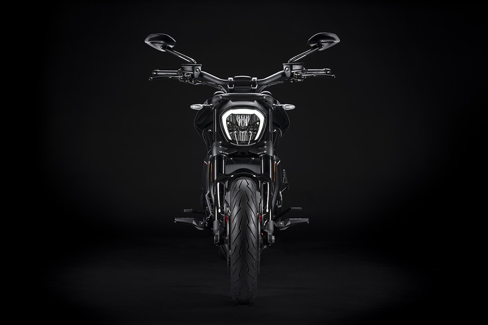 Ducati XDiavel Nera: elegancia italiana sin límites