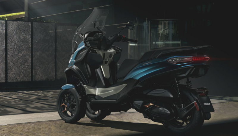 Piaggio MP3 2023