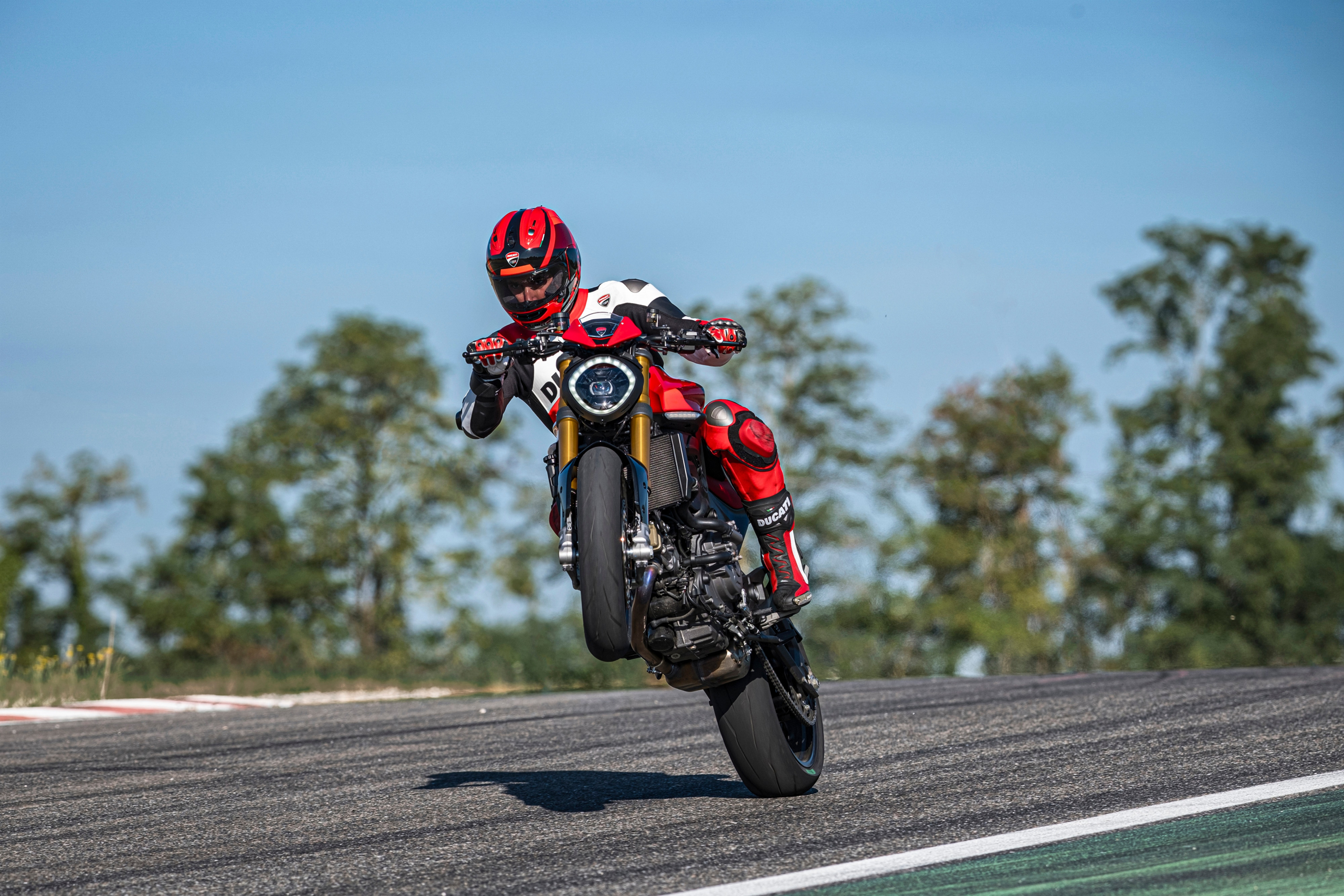 Ducati Monster SP: un boost de deportividad
