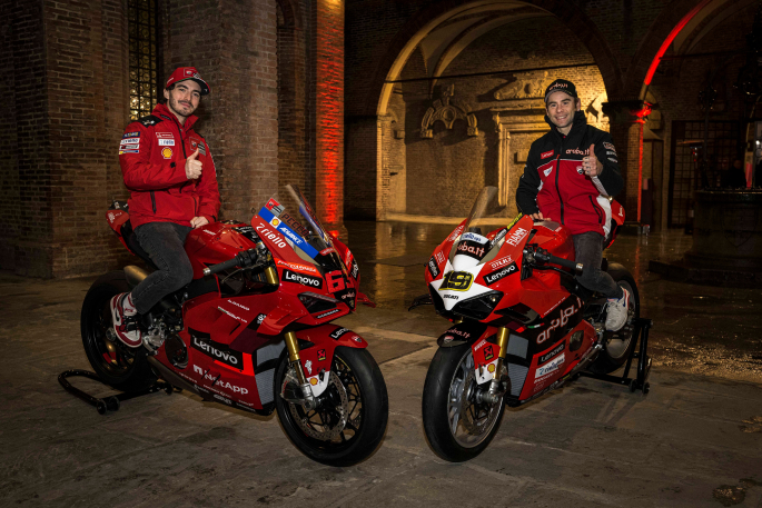 La Ducati Panigale V4 se viste de fiesta