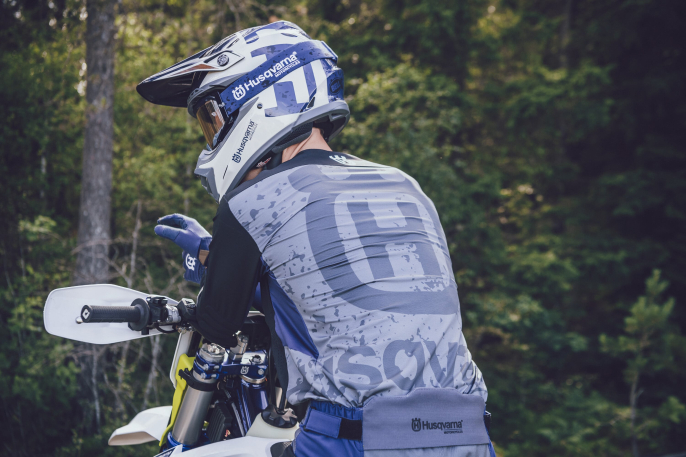 Gotland Shirt Gotland Helmet min