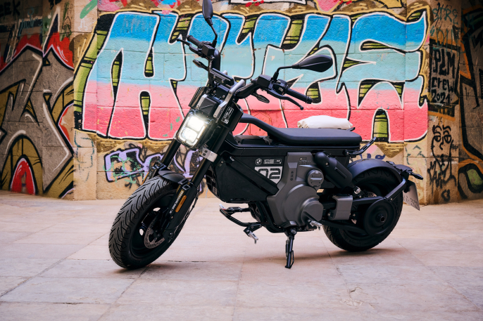 CE 02: la nueva moto eléctrica de BMW