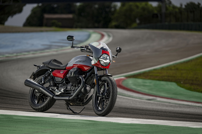 Moto Guzzi V7 Stone Corsa: la perfecta combinación de clasica y deportiva