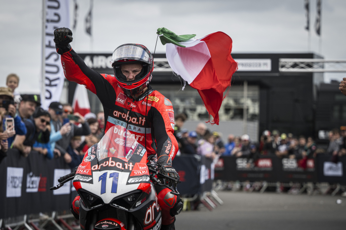 Nicoló Bulega competirá en el Mundial de Superbike 2024 a bordo de una Ducati