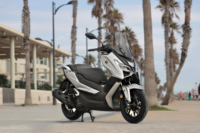 Voge SR1 125: el scooter con estilo GT