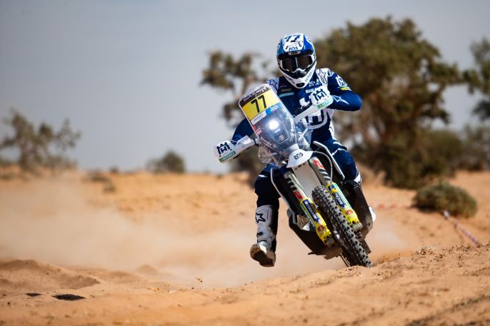 Rally de Marruecos Etapa 1: Branch primero. Benavides encaminado