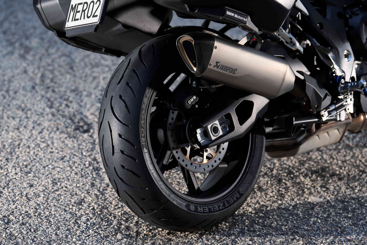 Metzeler Roadtec 02: dedicado al 'super-sport-touring' - Exclusivo Motos