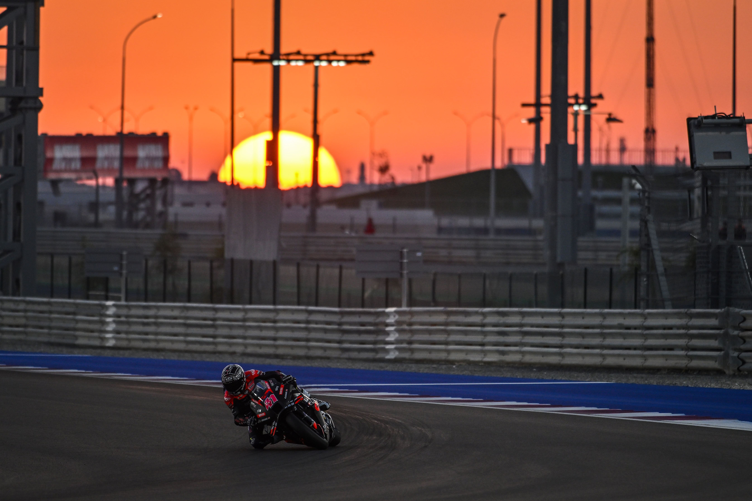 Bagnaia y Ducati dominan el Test de Qatar 2024