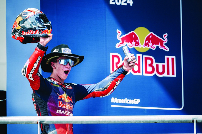 Pedro Acosta: "Vamos a cruzar los dedos, pero el campeonato no es prioridad"