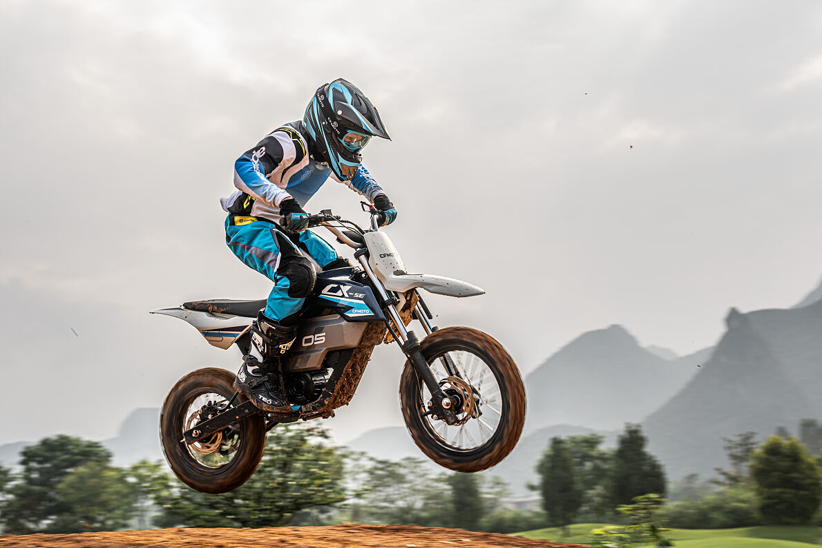 CFMoto CX-2E y CX-5E: las nuevas motos eléctricas para jóvenes