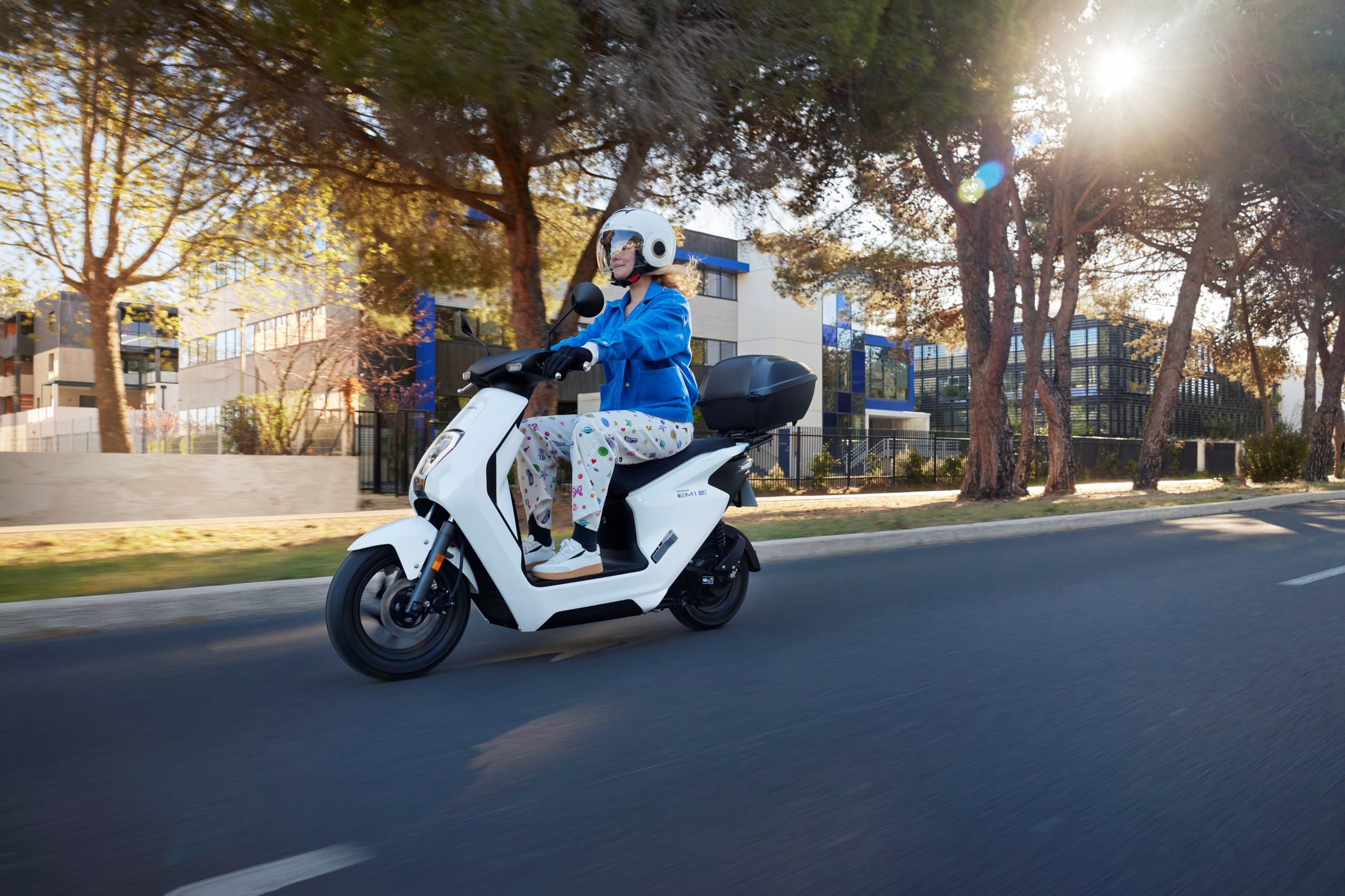 Honda y Yamaha se unen para vender scooters