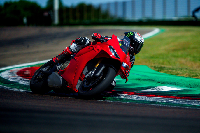 Bosch estrenó sistema de frenado en la Ducati Panigale V4 2025