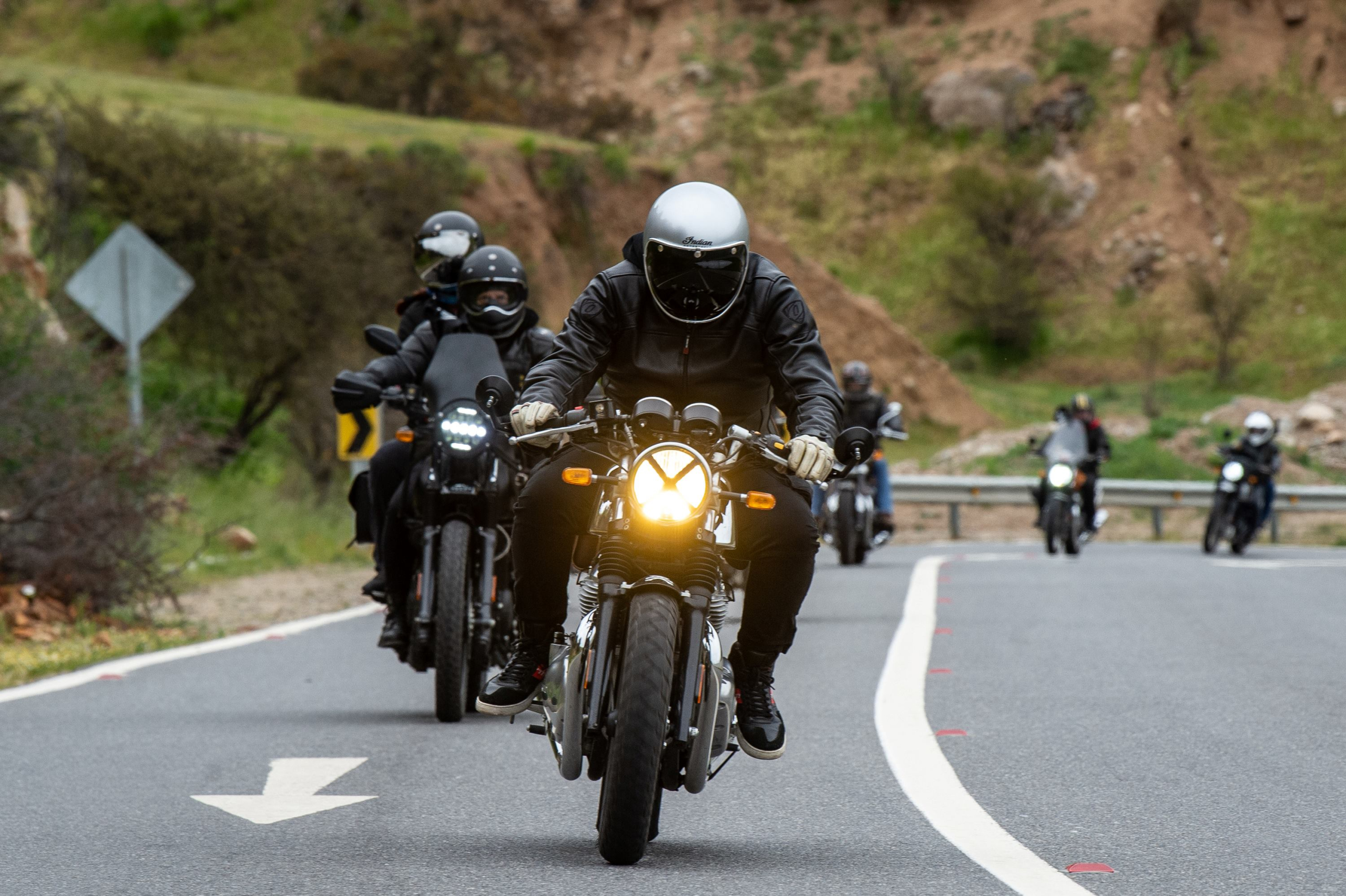 La Royal Enfield One Ride 2024 celebró por las calles de Latinoamérica