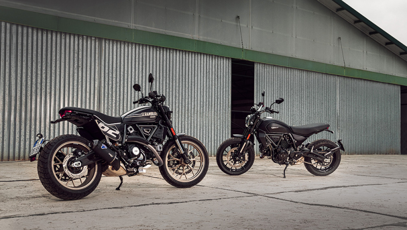 Ducati Scrambler Icon Dark y Full Throttle: el lado oscuro