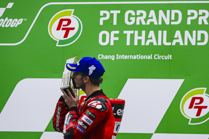 Bagnaia se impone al diluvio en el GP de Tailandia 2024