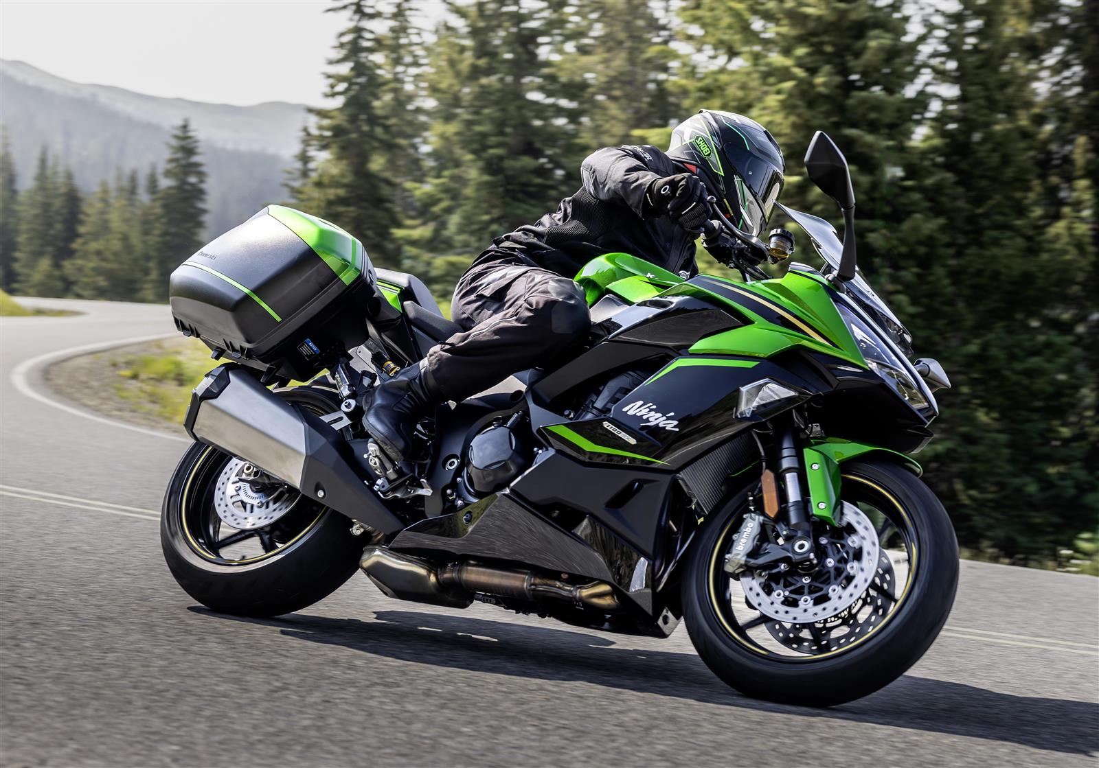 Kawasaki Ninja 1100 SX: vuelve la reina del sport turismo