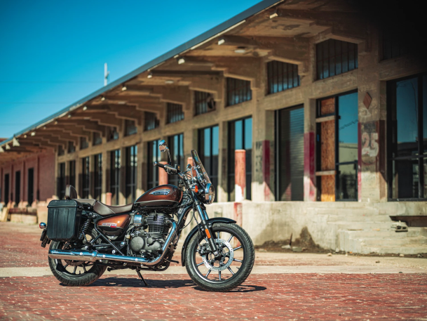 Royal Enfield cumple 15 años en Colombia