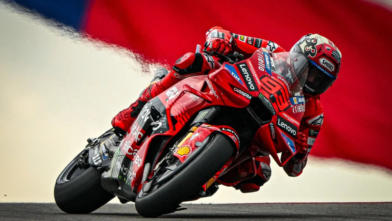 Marc Márquez mete miedo en Austin, Bagnaia no encuentra solidez