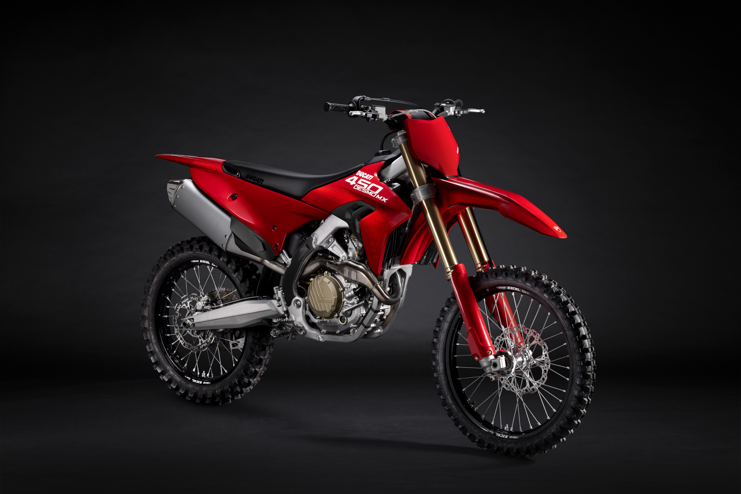 Ducati Desmo450 MX: una todoterreno "made in Italy"