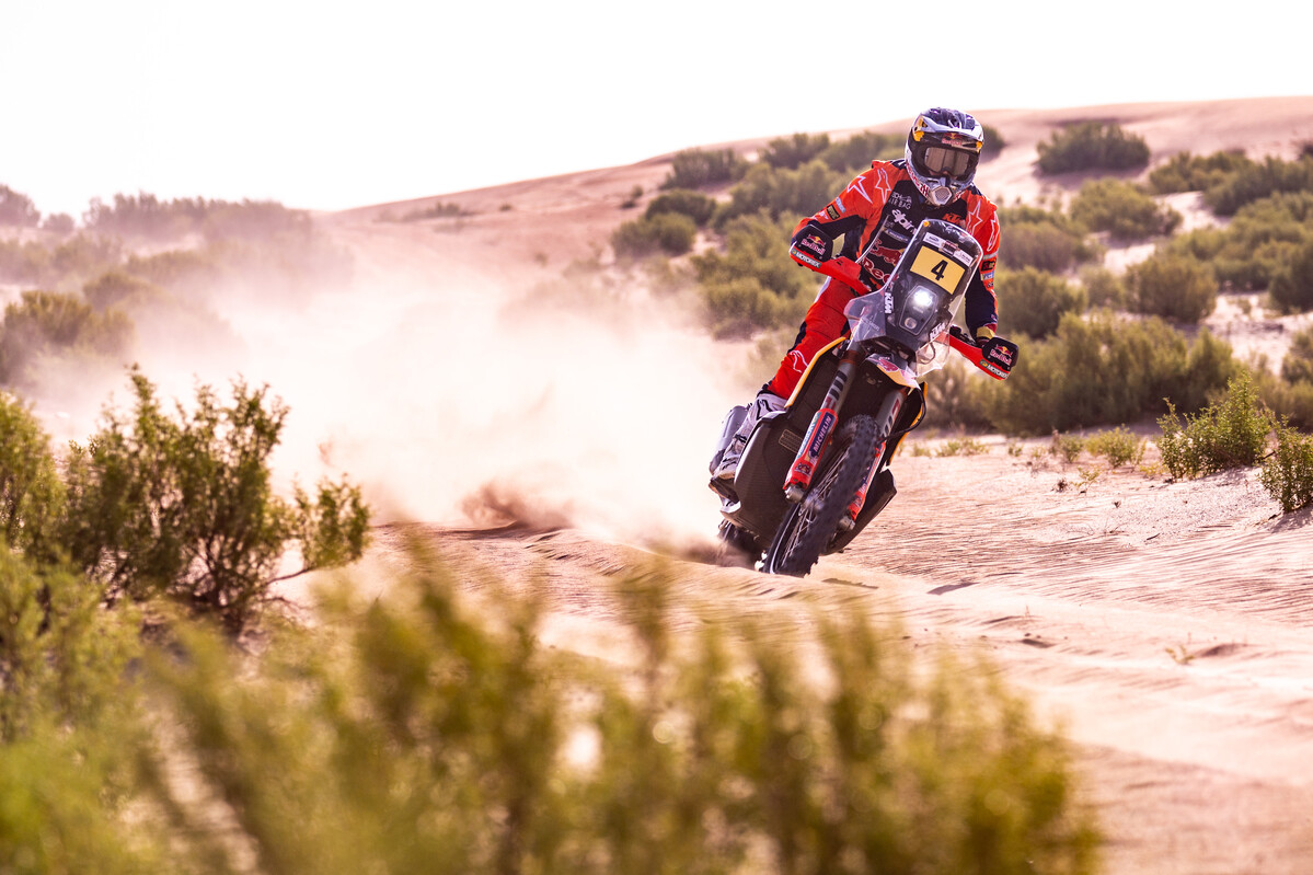 Sanders se queda con el prólogo del South African Safari Rally