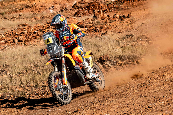 South African Rally Etapa 4: Sanders a un paso del tres al hilo