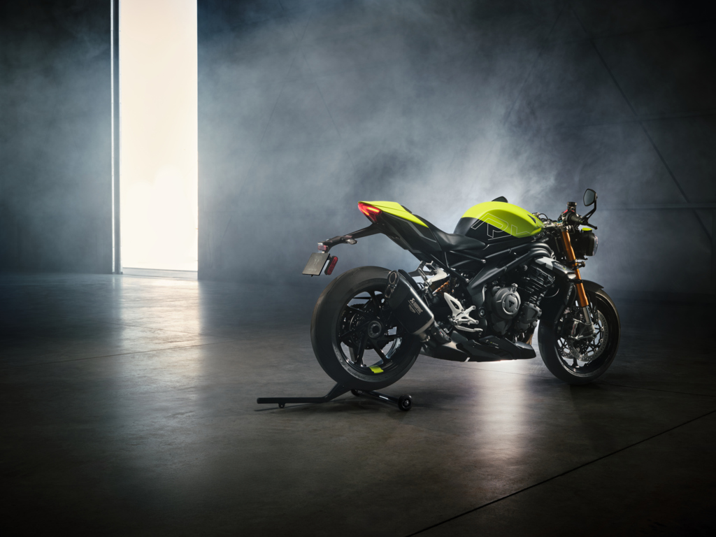 Triumph Speed Triple 1200 RX: la más potente y radical de la historia