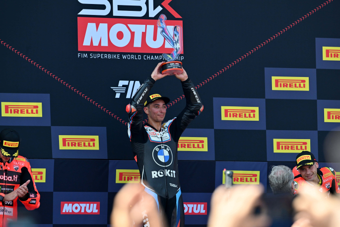WSBK Misano 2025: Triplete de Toprak, que se acerca a Bulega